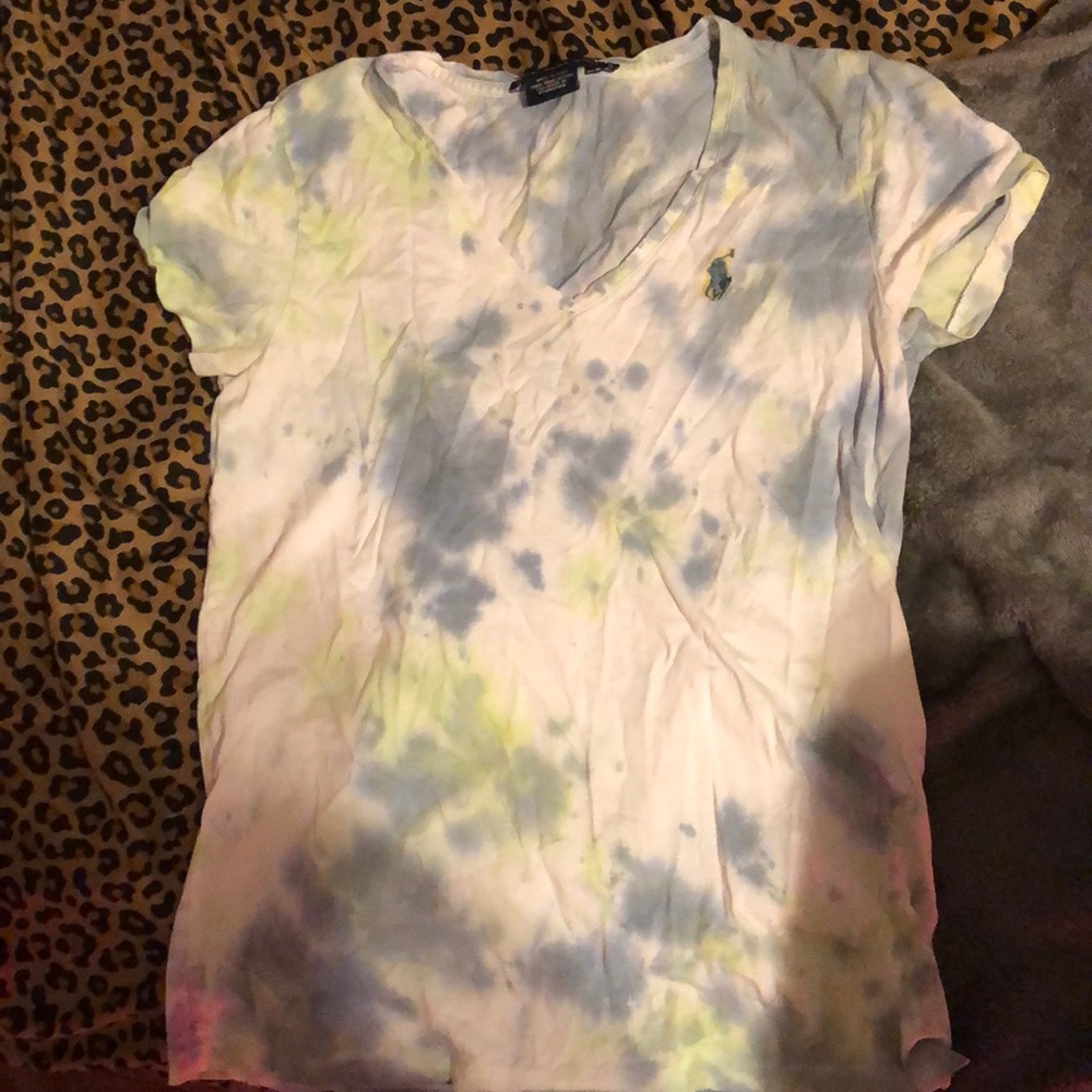 Polo v-neck short sleeve shirt